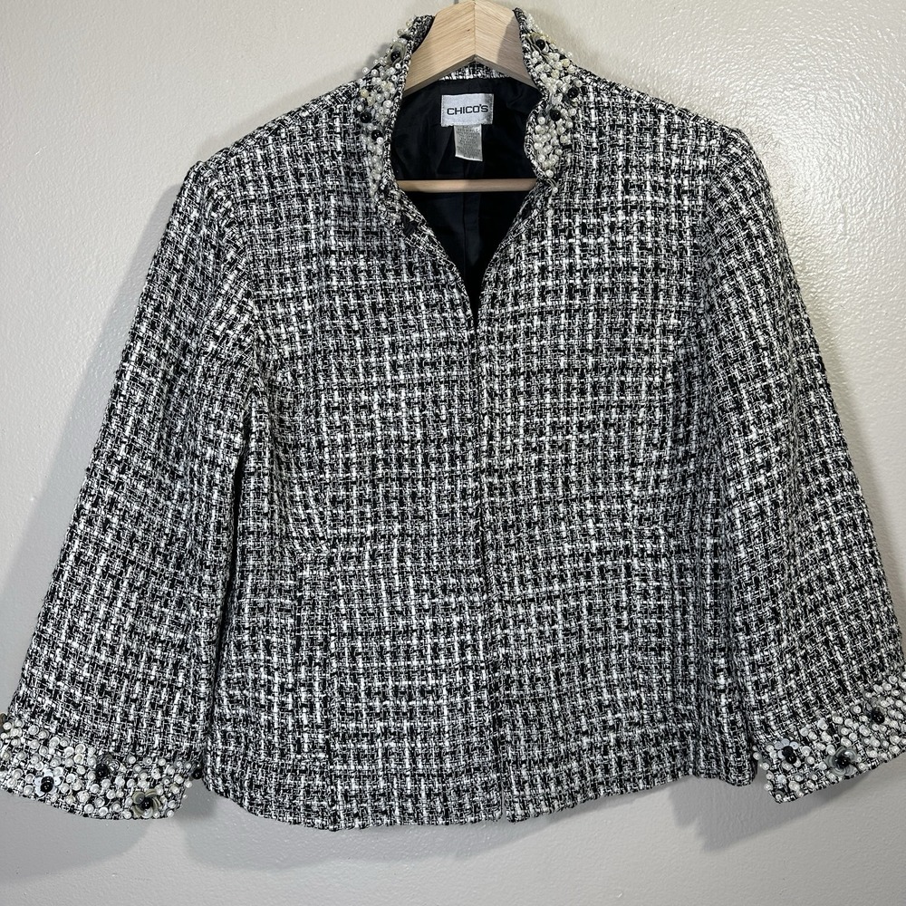 Chicos Whiners SZ 1 M Chic Pearl Jacqueline Jacket In Black & White Tweed Pearls